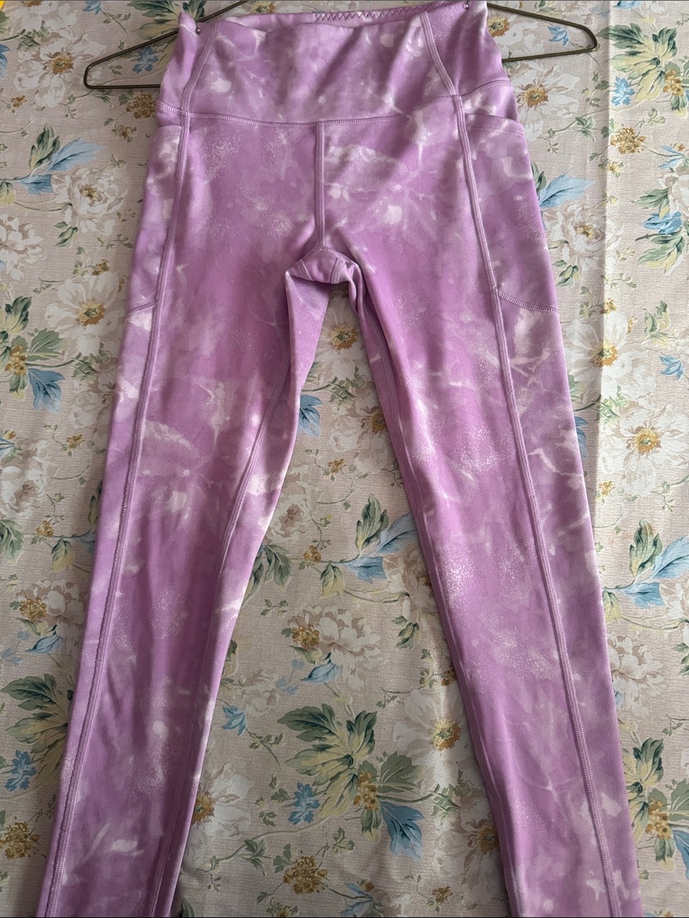 Victoria's Secret Lavender Cloud Tie-Dye Leggings